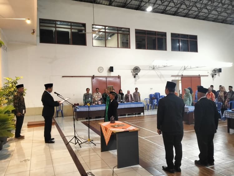 Anggota BPKal Antar Waktu Kalurahan Trimulyo Resmi Dilantik